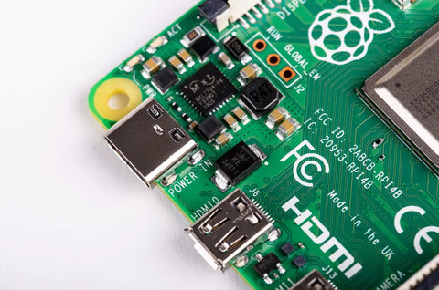 Raspberry Pi Comparison - Pi 3 Model B + vs Pi 4 Model B