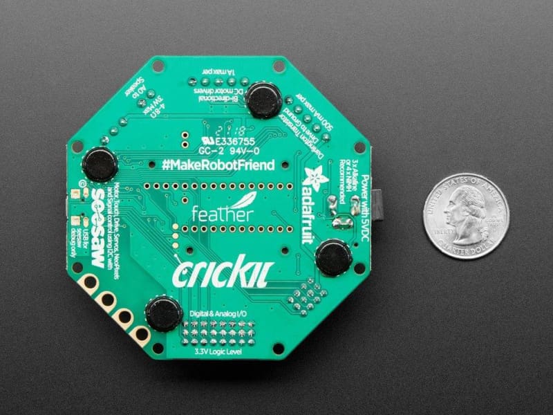 Adafruit Crickit Featherwing For Any Feather (Id: 3343) - Accessories And Breakout Boards