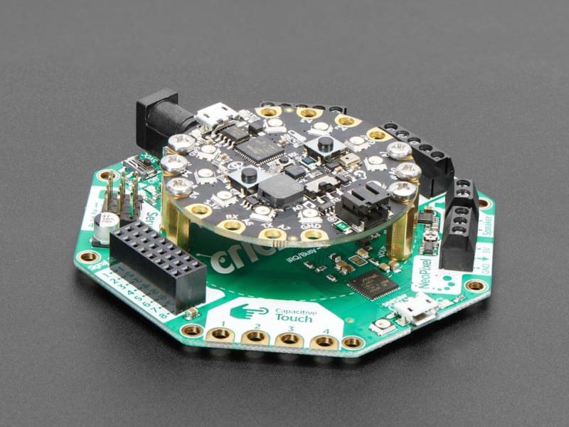 Adafruit Crickit For Circuit Playground Express (Id: 3093) - Accessories And Breakout Boards
