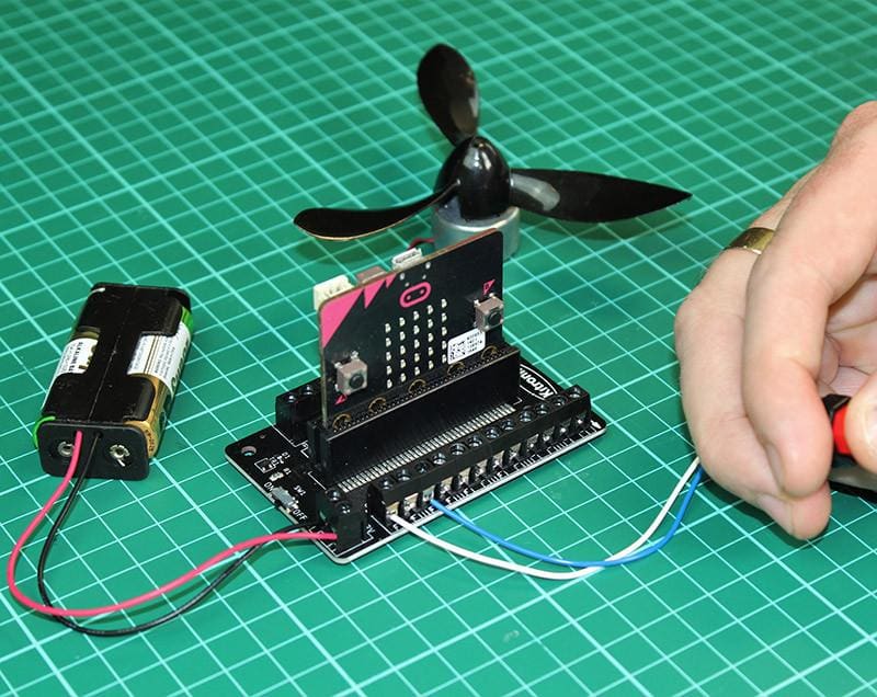 Terminal Block Breakout for BBC micro:bit - Micro:bit
